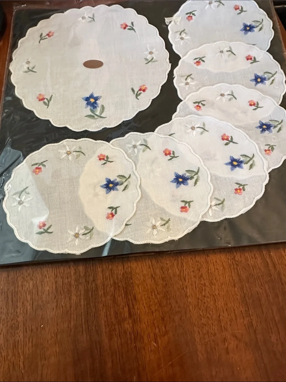 New in Packaging Blue Floral Embroidered White Linen Coaster and Doily Set